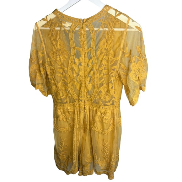 Honey Punch Plunge Lace Romper Yellow Playsuit Jumpsuit - Picture 15 of 16